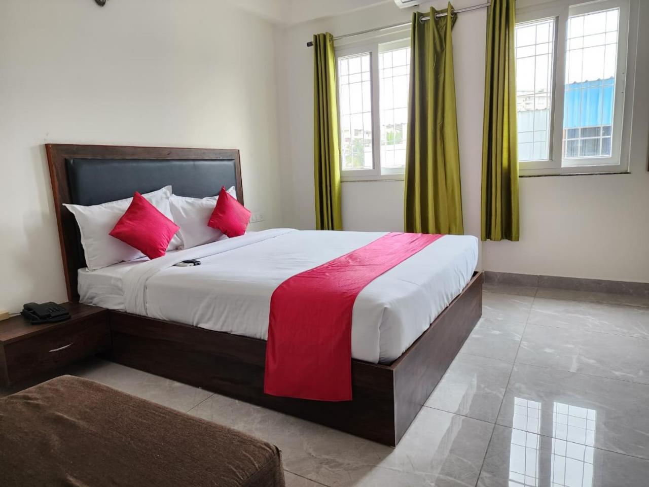 Hotel Dreams Inn Bengaluru Zewnętrze zdjęcie