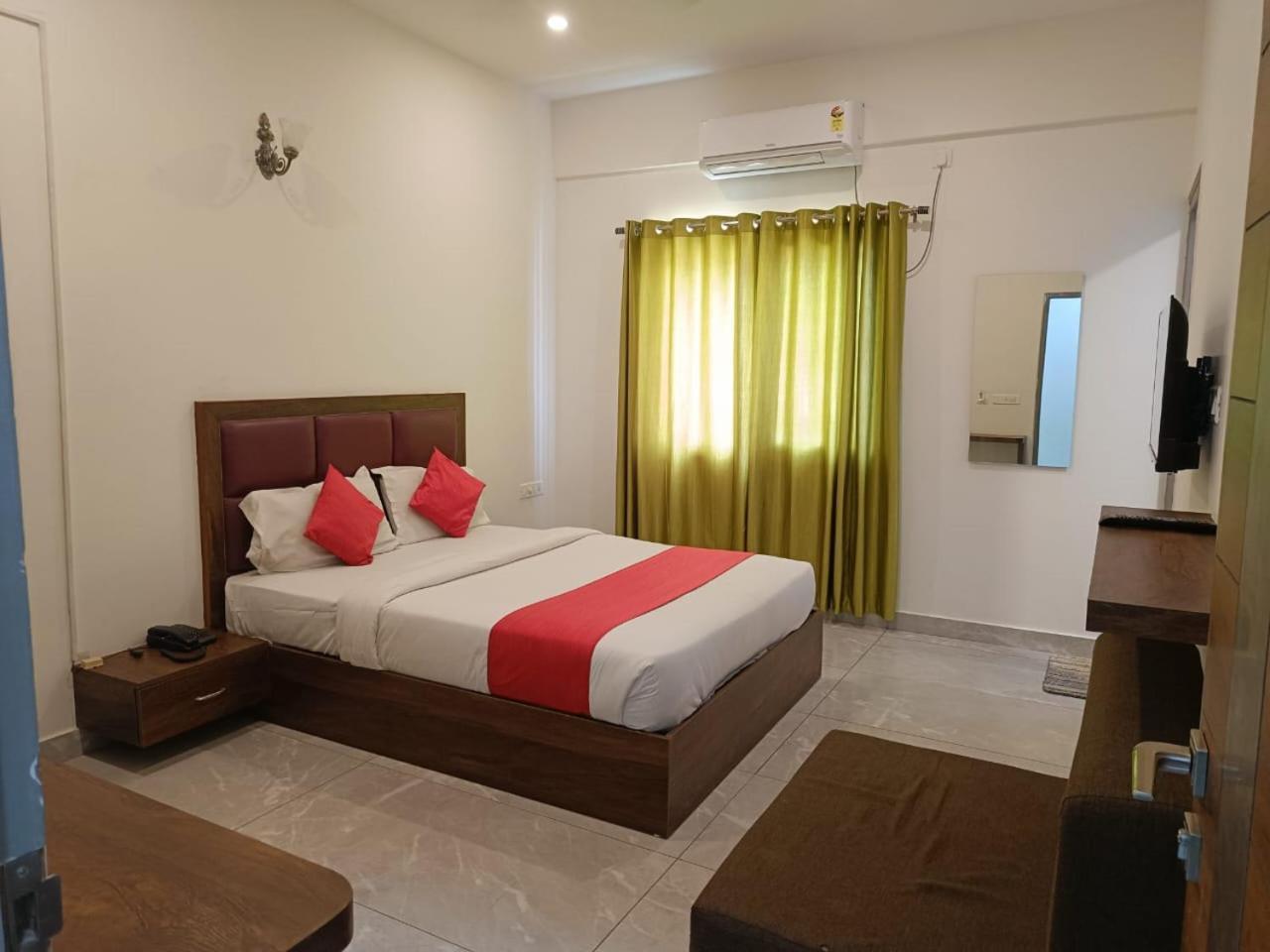 Hotel Dreams Inn Bengaluru Zewnętrze zdjęcie